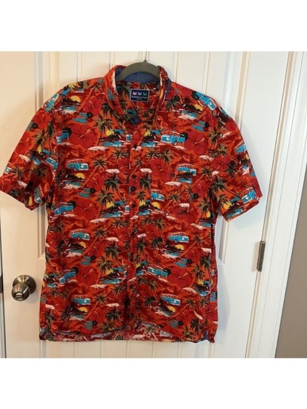 Charleston Threads men’s retro Hawaiian shirt size XL orange blue summer
